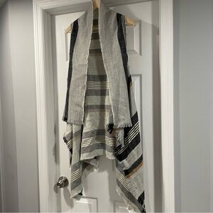 100% Acrylic OSFA NWOT longline open front vest